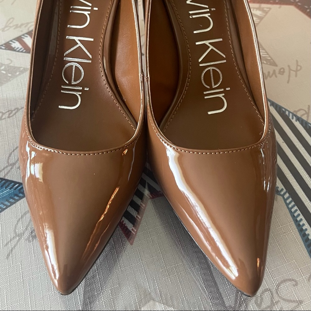 NEW Calvin Klein Pumps